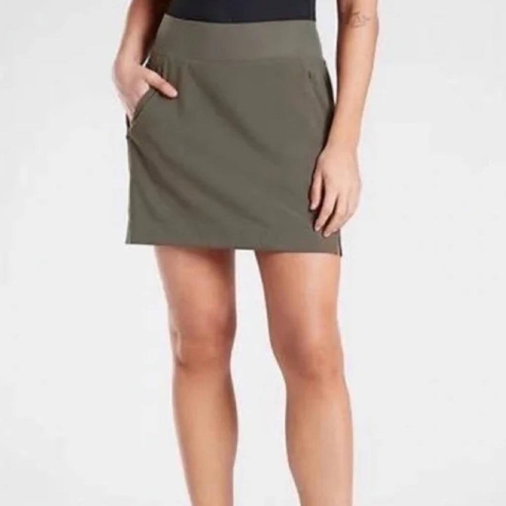Athleta Women's Soho Skort  EUC